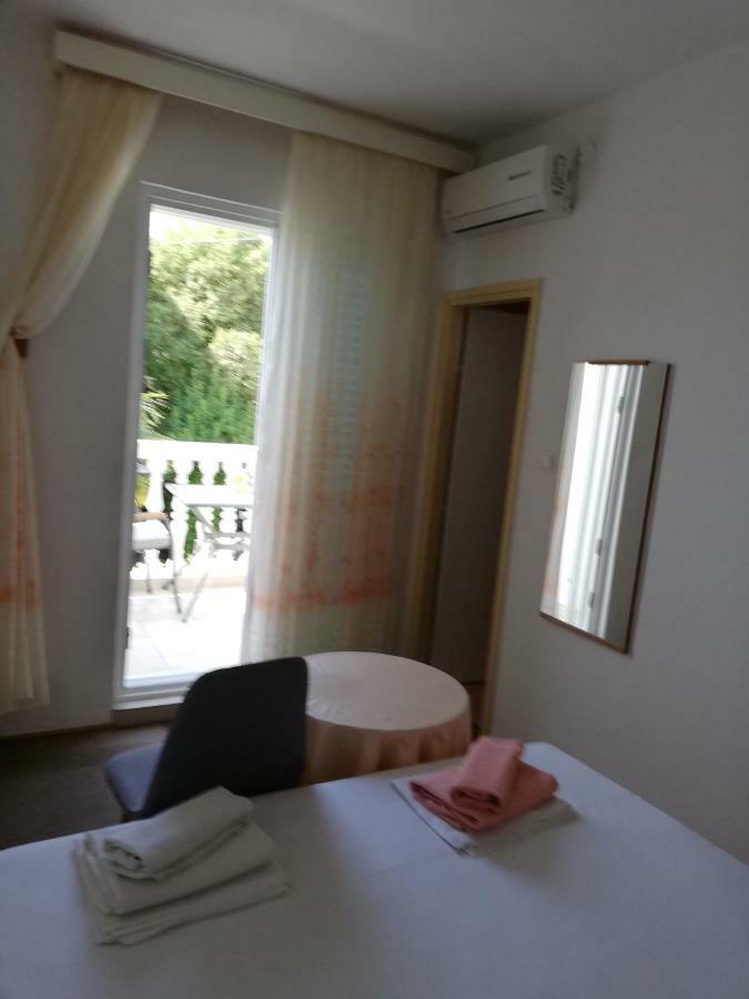 Guest House Micin Vodice Ngoại thất bức ảnh