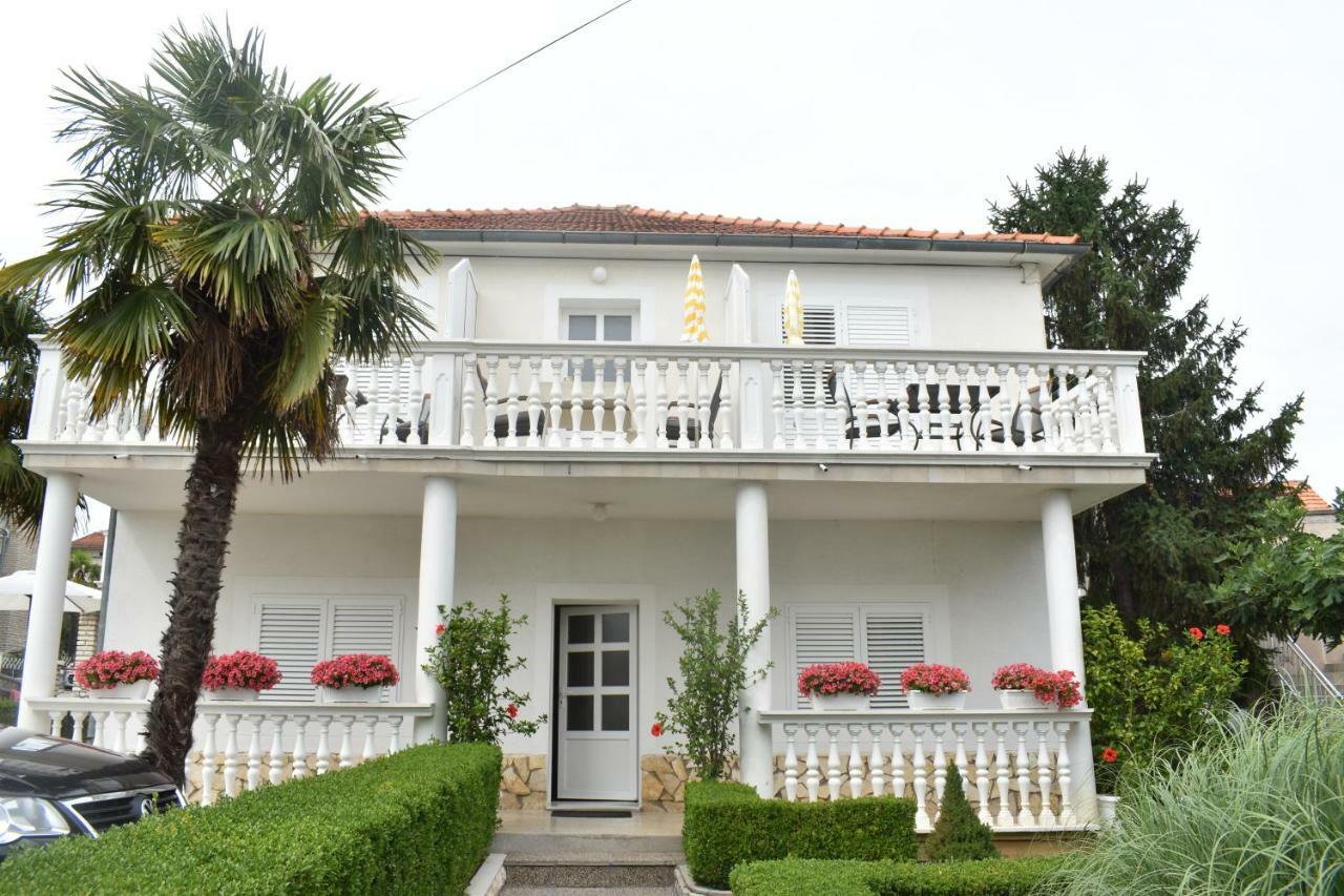 Guest House Micin Vodice Ngoại thất bức ảnh