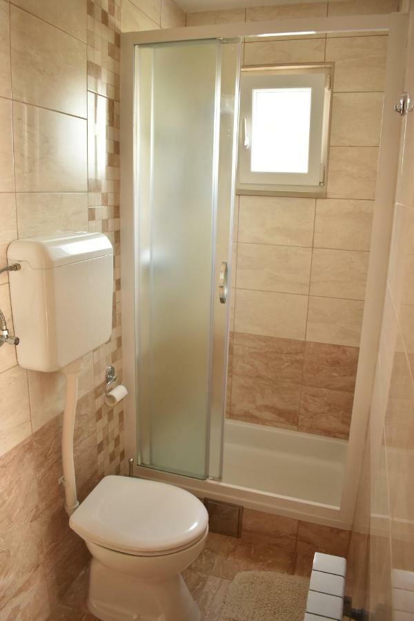Guest House Micin Vodice Ngoại thất bức ảnh