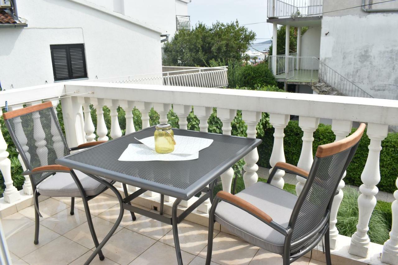 Guest House Micin Vodice Ngoại thất bức ảnh