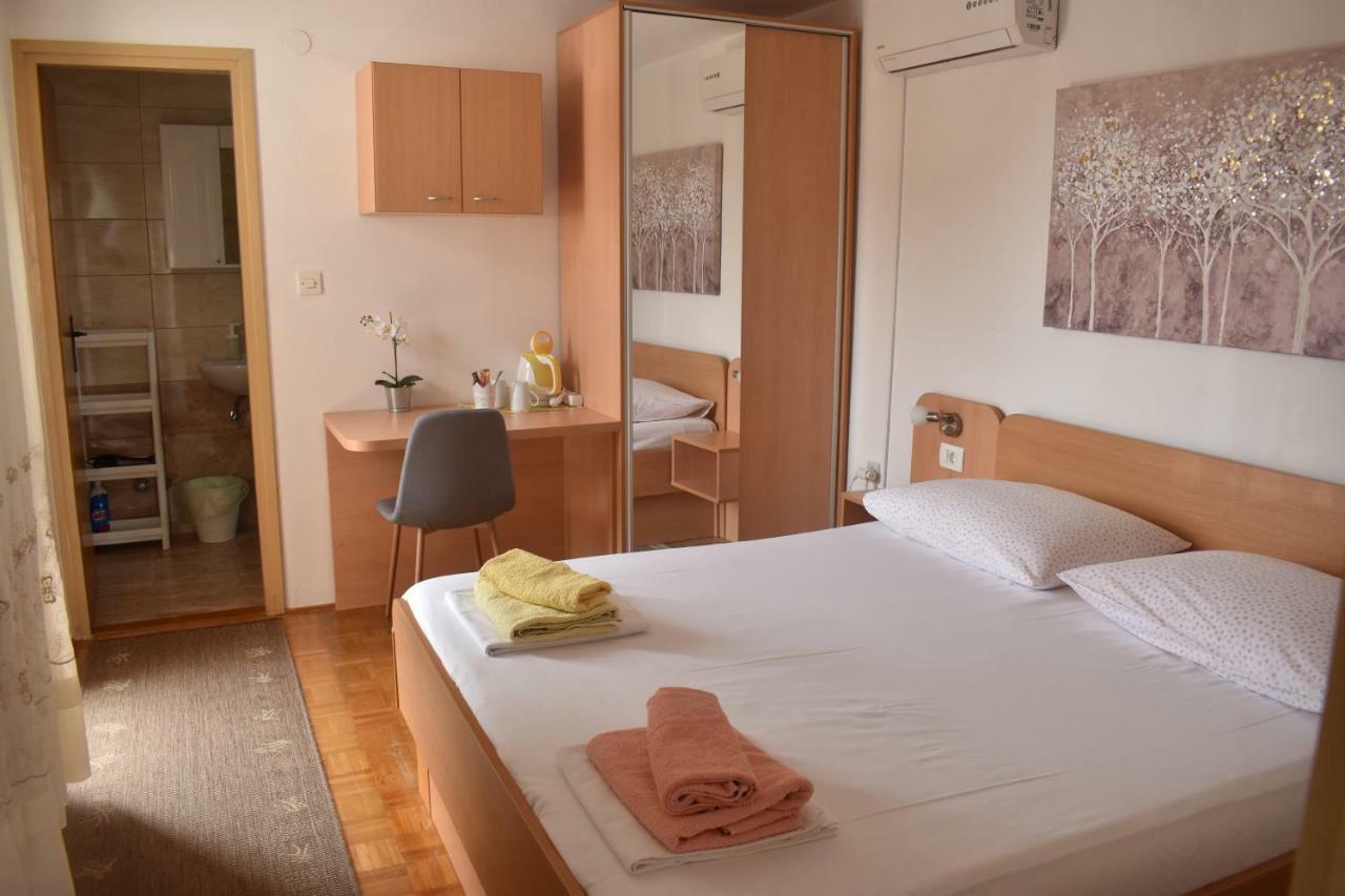 Guest House Micin Vodice Ngoại thất bức ảnh